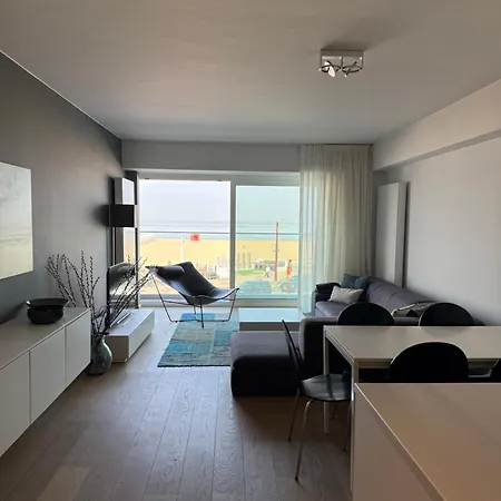 Zeezicht Rubensplein - 3slpk - Gratis Parking Apartmán